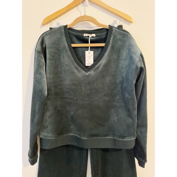 NWT Marine Layer Cord Velour V Neck Sweatshirt and Wide Leg Pant Green S/M - Picture 6 of 9